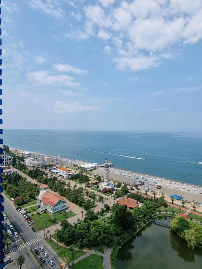 Orbi City Sea View Batoemi Buitenkant foto