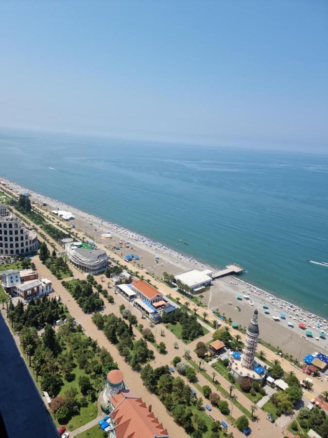 Orbi City Sea View Batoemi Buitenkant foto